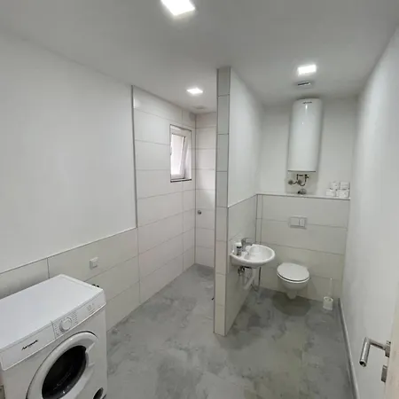 Oasis Apartment